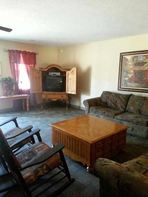 Taneycomo Lakefront Resort Bull Creek Екстериор снимка